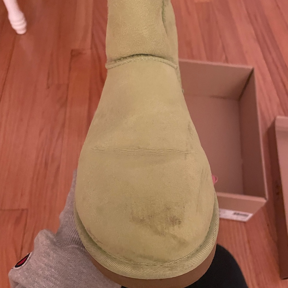 UGG W CLASSIC
SHORT
5825 W / FRN - Picture 3 of 7